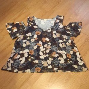 Finn & Grace Blue Floral Cold Shoulder Top Size 3x